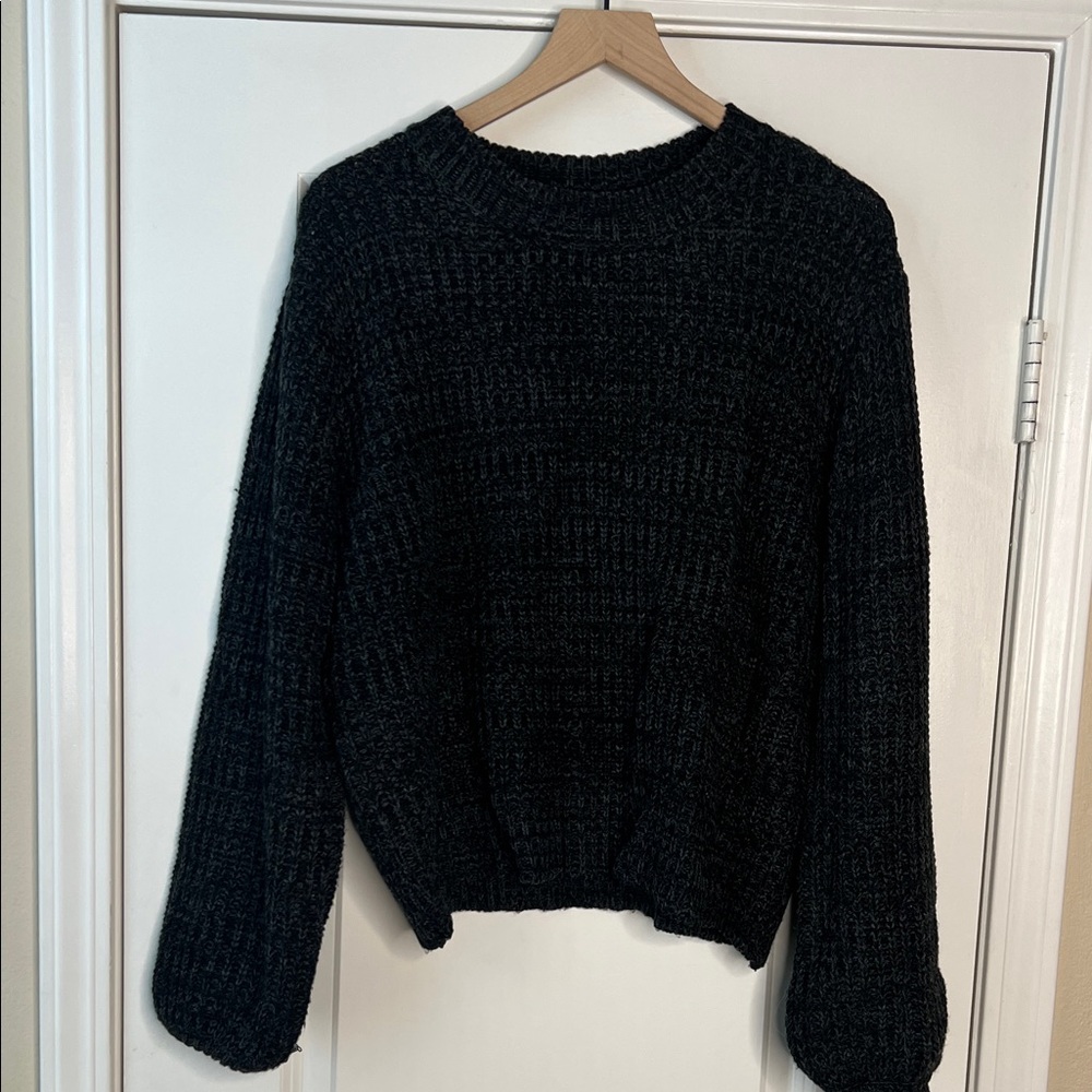 Zenana Outfitters Classic Black Crew Neck Sweater